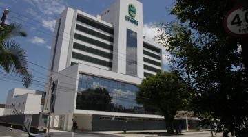 Hospital de Santos começa a fazer cirurgias endovasculares pelo SUS neste sábado