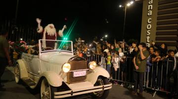 Encanto e inclusão vão tomar conta da orla na 12ª Parada de Natal de shopping em Santos 