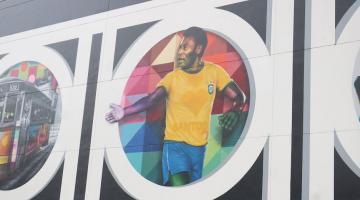 Mural do artista Kobra #paratodosverem