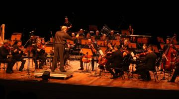 Orquestra Sinfônica de Santos faz apresentação gratuita no Fescete