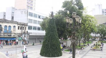 Espírito Natalino começa a tomar conta do Centro Histórico de Santos