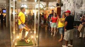 Museu Pelé, em Santos, bate recorde de público e tem o melhor ano de sua história