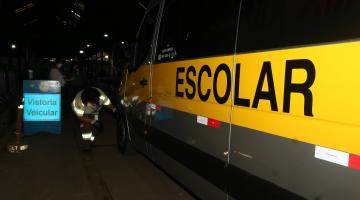 veículo escolar na vistoria. #paratodosverem
