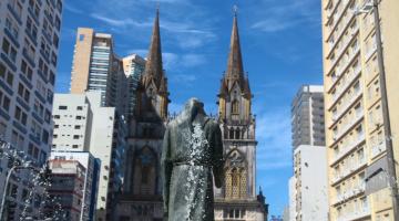 Linha turística circula só sábado e tem parada na Basílica do Embaré