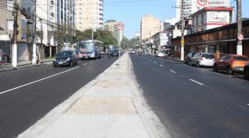 Avenida Francisco Glicério ganha novo canteiro central em trecho no José Menino