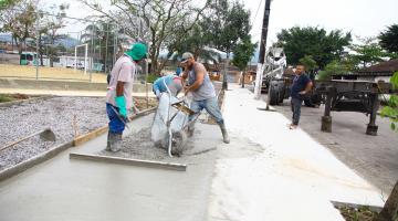 Dois novos playgrounds são instalados na Zona Noroeste