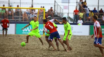 Na Arena Verão, seleção brasileira de beach soccer enfrenta a Suíça