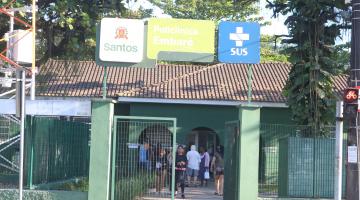 Novo público começa a receber a vacina monovalente contra a covid-19 em Santos