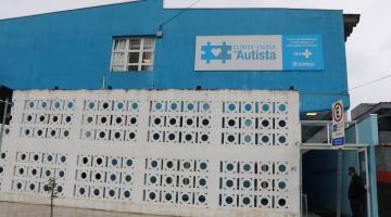 a fachada da clínica escola do autista. #paratodosverem