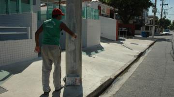 Viva o Bairro: postes e guias da Pedro Lessa recebem pintura