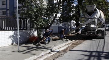 Bairro de Santos terá adequações de acessibilidade em 23 vias