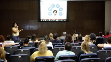 Servidores municipais debatem a prevenção ao suicídio