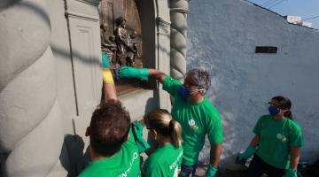 Voluntários vão limpar mais um monumento da Cidade