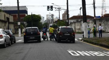 Novo semáforo já funciona Avenida Rodrigues Alves 
