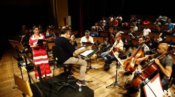 orquestra ensaiando #paratodosverem