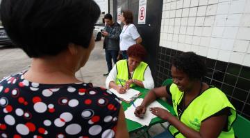 Entrega de credenciais de veículos para moradores da Vila Belmiro começa na terça-feira