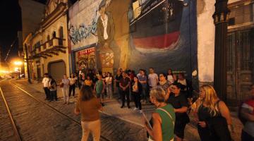 pessoas participando do roteiro #paratodosverem 