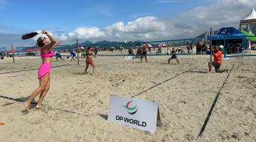 quadra com disputa do Santos Open Beach Tennis. #Paratodosverem