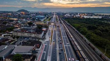 foto aérea da entrada da cidade #paratodosverem 