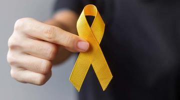 o laço amarelo símbolo do mês dedicado à prevenção do suicídio. #paratodosverem