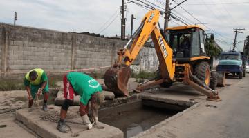 Alagamentos na Vila Haddad reduzem com limpeza de galerias