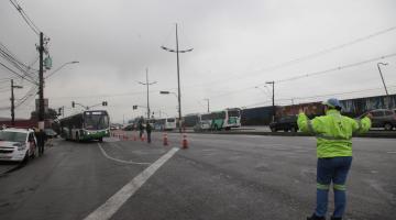 Pista local da Avenida Martins Fontes está interditada para obras da Nova Entrada da Cidade. Confira mapa