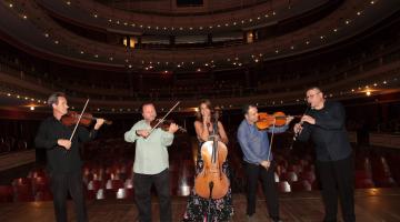 Quarteto de Cordas apresenta Tradições em teatro de Santos