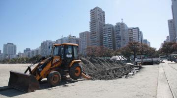 Iniciada remoção de areia que encobriu canais na orla