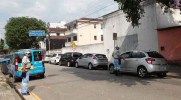 CET-Santos propõe reciclagem a motoristas