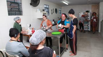 Restam poucas vagas para cursos e oficinas do FSS de agosto