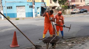 ‘Cuidando de Santos’ retira mais de 860 t de sedimentos do sistema de drenagem 