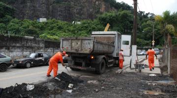 Vias públicas da  Zona Noroeste e morros passam por reparos em razão das chuvas 