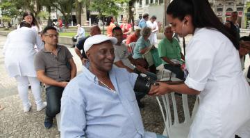 Semana da Saúde da População Negra oferece tendas com serviços  