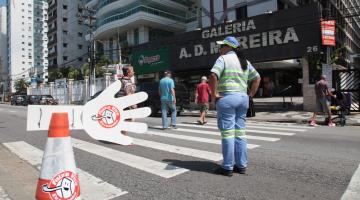 Faixa Viva adota nova estratégia para conscientizar pedestres. Assista ao vídeo