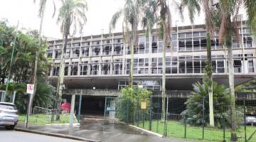 fachada do teatro #paratodosverem