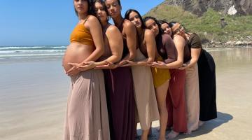 mulheres grávidas na praia #paratodosverem