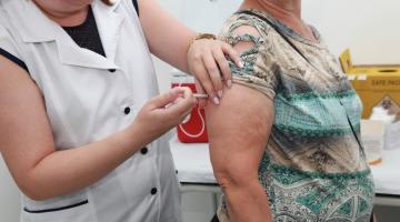 Santos vacina mais de 22 mil pessoas no Dia D contra a febre amarela 