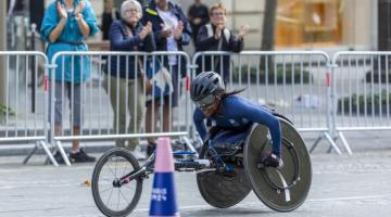 Vanessa Cristiana competindo em maratona. #Paratodosverem