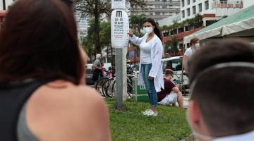 Teste de capacidade visual foi um dos serviços oferecidos na praça das Bandeiras