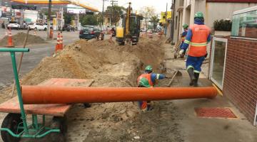 Obras da segunda fase do VLT avançam em vários bairros de Santos