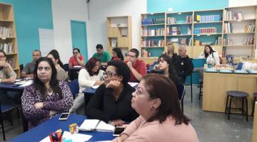 Educadores passam por capacitação do projeto Escolas que Inovam