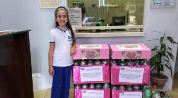 Escolas de Itanhaém doam lacres e lenços a entidades do Município