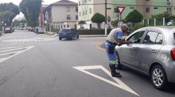 CET deflagra campanha sobre como transitar em rotatória