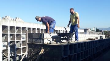 Cemitério de Santos ganha 1.200 urnas até o fim do ano