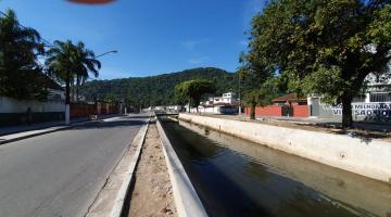 Avenida Francisco Ferreira Canto é reurbanizada e duplicada