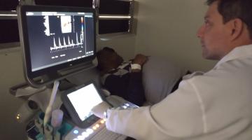 Novo aparelho no Complexo da Zona Noroeste de Santos realiza ultrassonografias em gestantes e pacientes vasculares