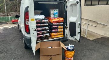 Codevida recebe doação de mais de 200 kg de ração para cães e gatos
