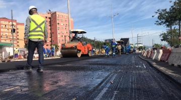 Nova Entrada de Santos: pontilhão começa a ser pavimentado após ampliação
