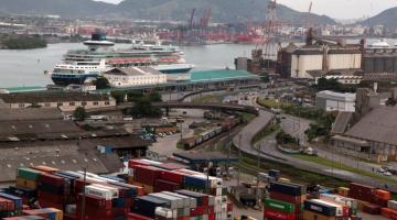 Santos faz parceria para estimular a criação de empregos na área portuária