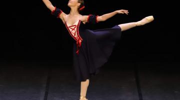 Espetáculo arrecada fundos para realização de sonho de jovem bailarina santista